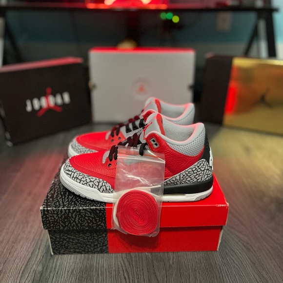 Jordan 3 size 6Y Brand new with box - Picture 3 of 6